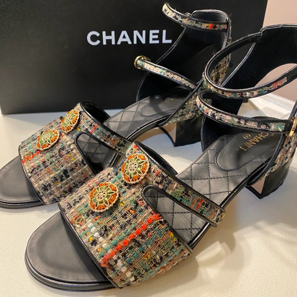Chanel tweed and Leather sandals.